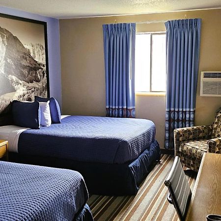גרייט פולס Grizzly Inn מראה חיצוני תמונה